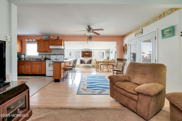14 S Los Angeles Drive, Little Egg Harbor, NJ 08087