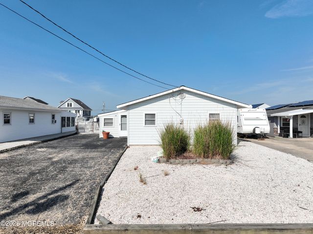14 S Los Angeles Drive, Little Egg Harbor, NJ 08087