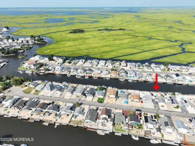 14 S Los Angeles Drive, Little Egg Harbor, NJ 08087