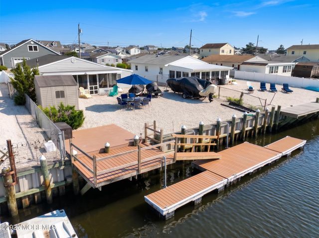 14 S Los Angeles Drive, Little Egg Harbor, NJ 08087