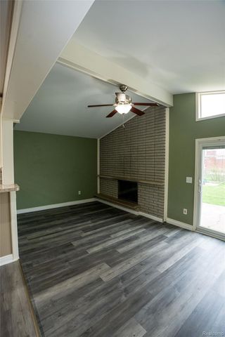 32514 Gainsborough Drive, Warren, MI 48088