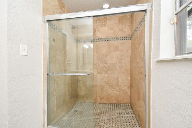 1723 Big Horn Drive, Houston, TX 77090