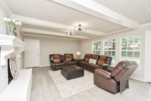 1723 Big Horn Drive, Houston, TX 77090