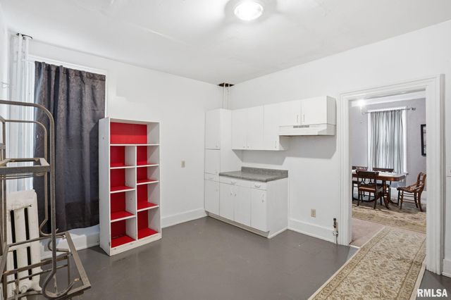 903 17TH Street, Rock Island, IL 61201