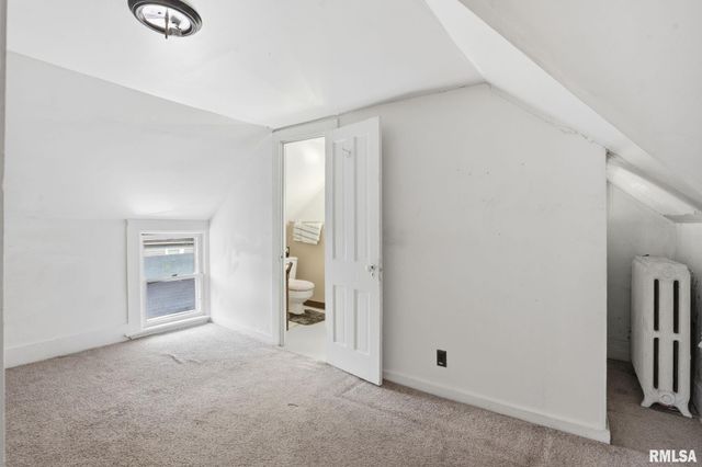 903 17TH Street, Rock Island, IL 61201