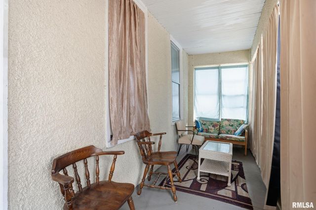 903 17TH Street, Rock Island, IL 61201