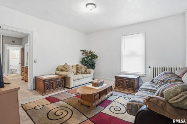 903 17TH Street, Rock Island, IL 61201