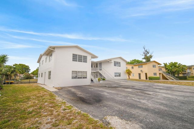 461 Sunshine Drive 1-6, Coconut Creek, FL 33066