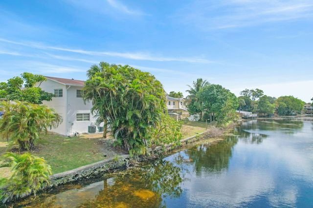 461 Sunshine Drive 1-6, Coconut Creek, FL 33066
