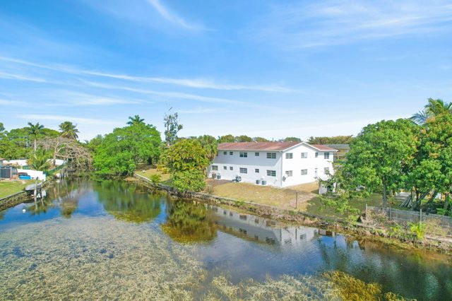 461 Sunshine Drive 1-6, Coconut Creek, FL 33066