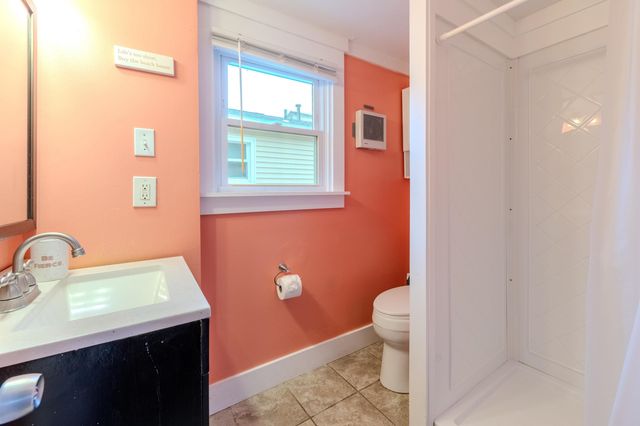7 Perkins Avenue C, Hampton, NH 03842