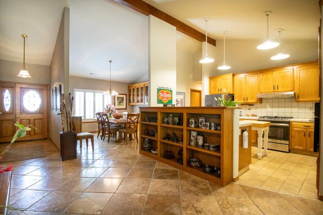 2434 W Kanai Avenue, Porterville, CA 93257