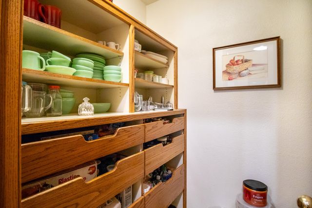 2434 W Kanai Avenue, Porterville, CA 93257
