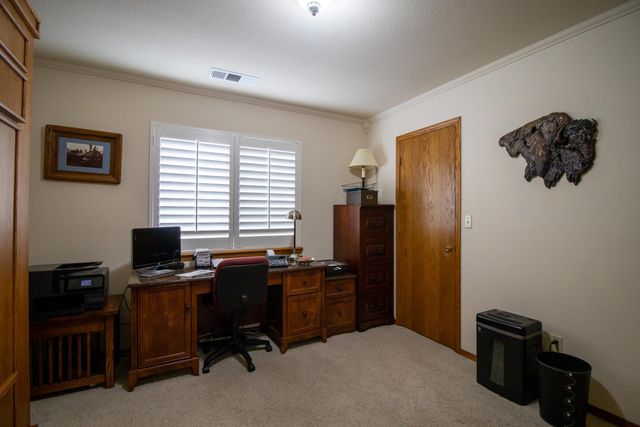 2434 W Kanai Avenue, Porterville, CA 93257