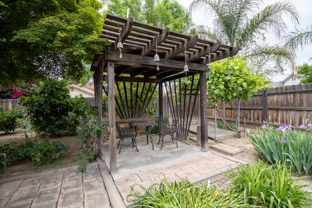 2434 W Kanai Avenue, Porterville, CA 93257