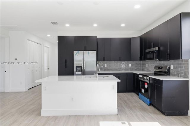 136 Lomas Rd, Other City - In The State Of Florida, FL 33947