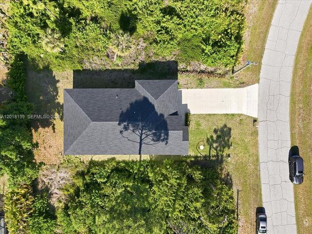 136 Lomas Rd, Other City - In The State Of Florida, FL 33947