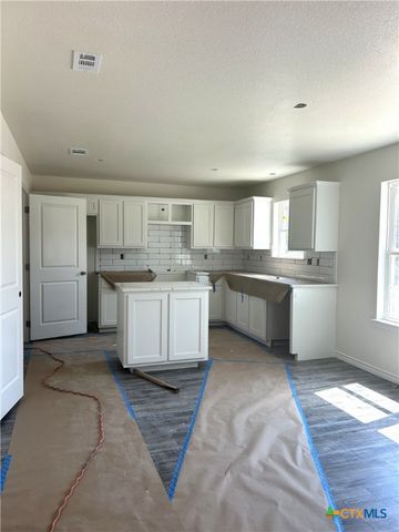 3312 Lake Road, Killeen, TX 76543