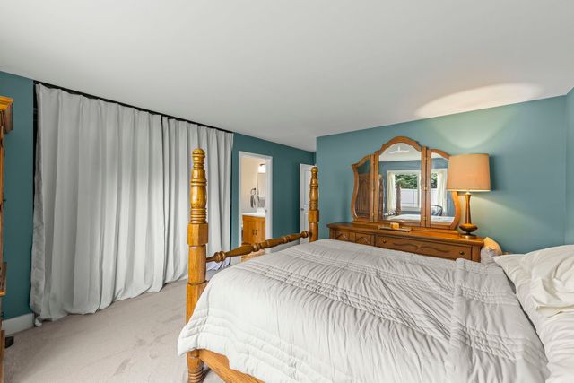 306 Drake Court, Bolingbrook, IL 60490