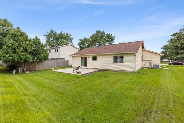 306 Drake Court, Bolingbrook, IL 60490