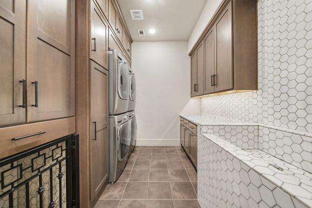 27914 Starlight Harbor Lane, Fulshear, TX 77441