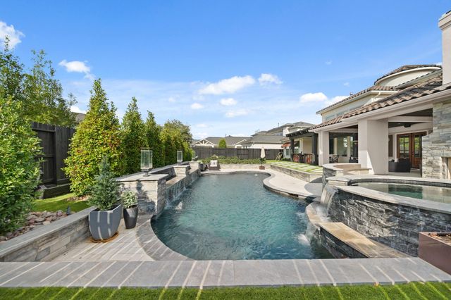 27914 Starlight Harbor Lane, Fulshear, TX 77441