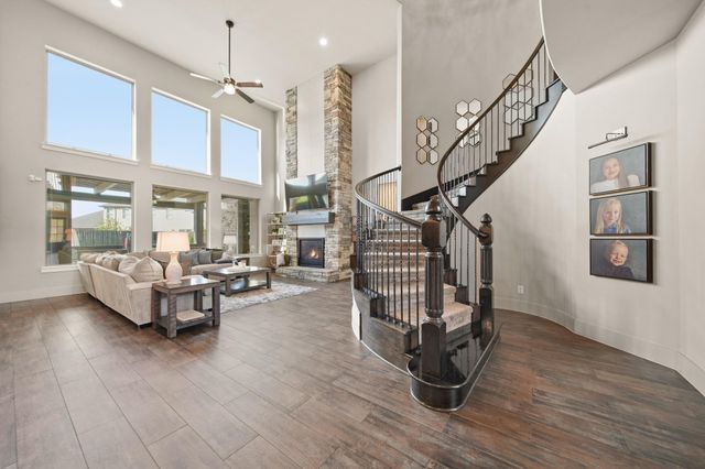 27914 Starlight Harbor Lane, Fulshear, TX 77441