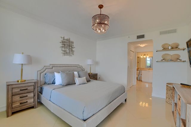 804 E Windward Way 603, Lantana, FL 33462