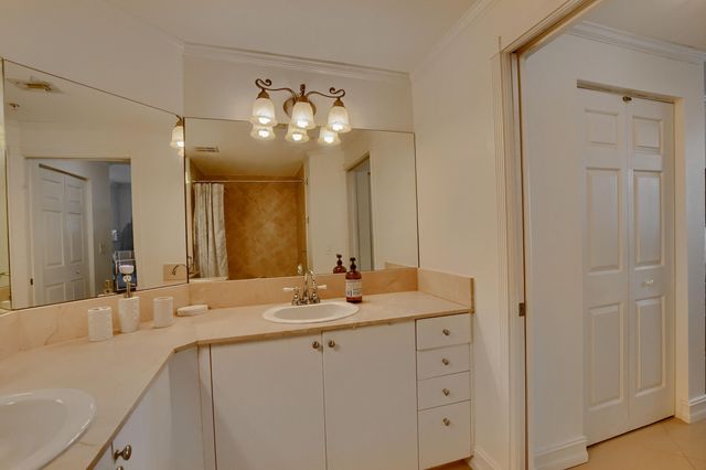 804 E Windward Way 603, Lantana, FL 33462