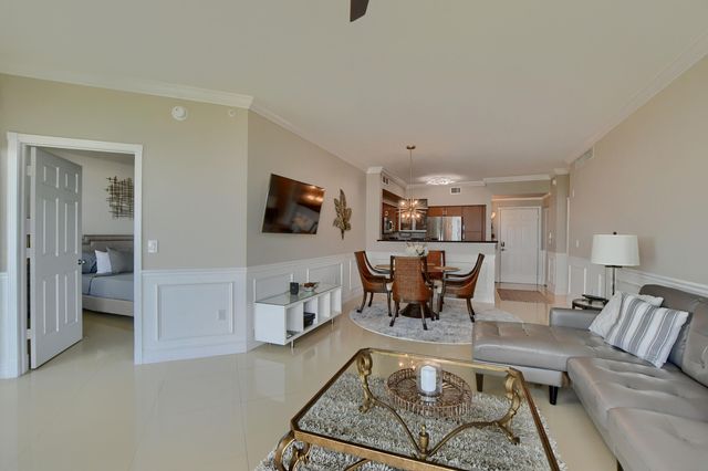 804 E Windward Way 603, Lantana, FL 33462