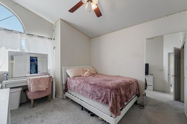 8662 Bluefield Way, Sacramento, CA 95823