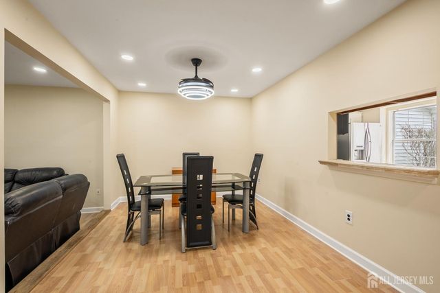 374 Constitution Circle, North Brunswick, NJ 08902