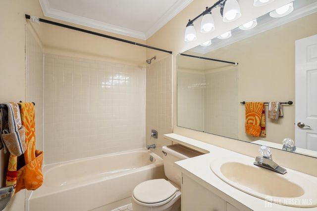 374 Constitution Circle, North Brunswick, NJ 08902