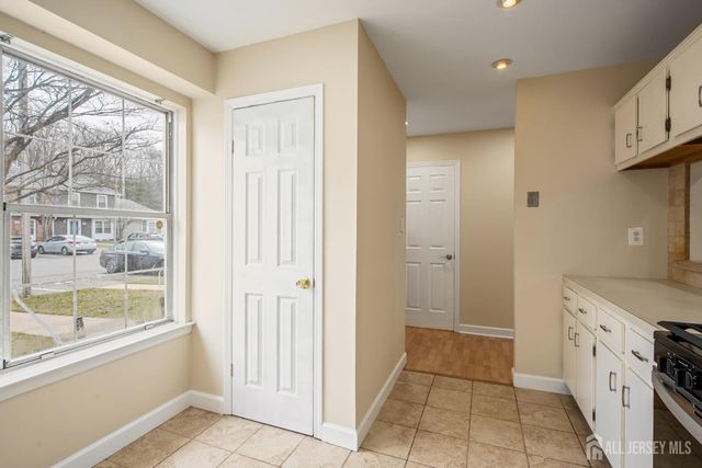 374 Constitution Circle, North Brunswick, NJ 08902