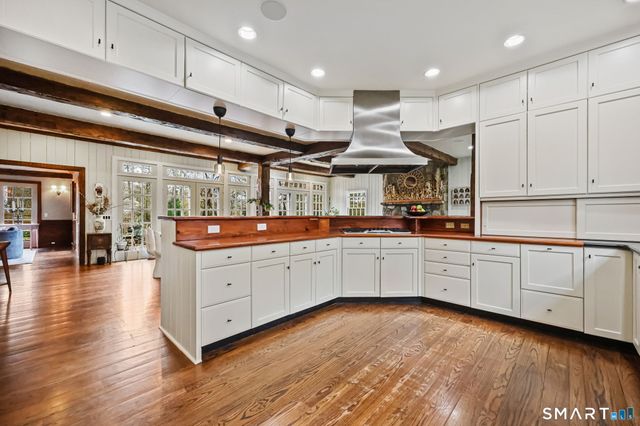 151 Skunk Lane, Wilton, CT 06897