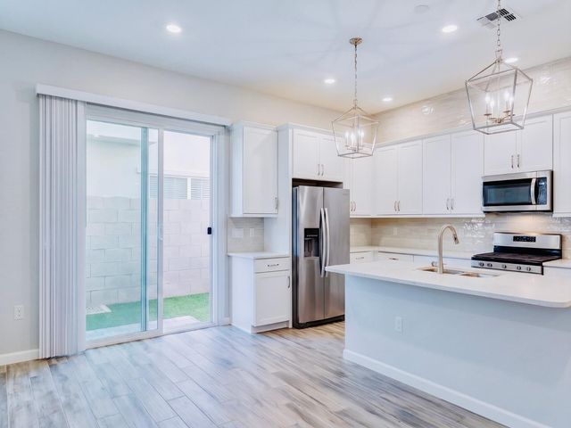 4928 E Helena Drive, Scottsdale, AZ 85254