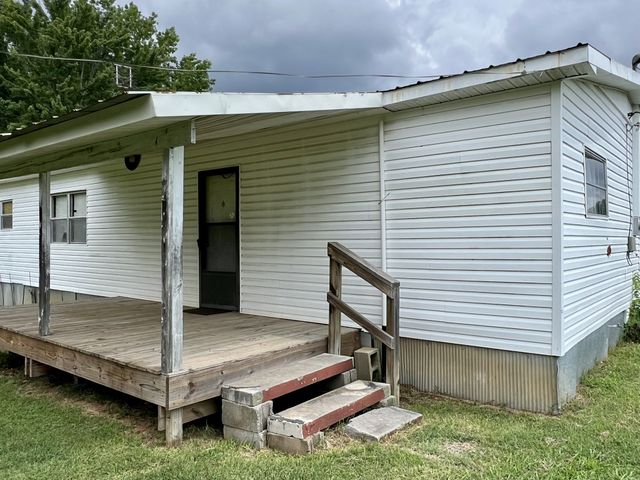 3467 Fall River Rd, Pulaski, TN 38478