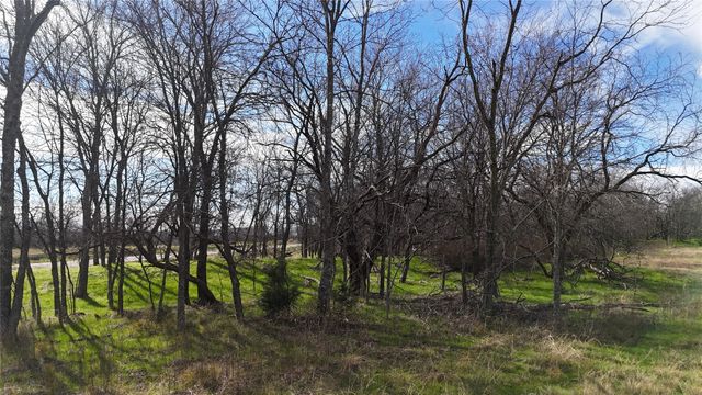 L21 Camp Fleming Court, Corsicana, TX 75110