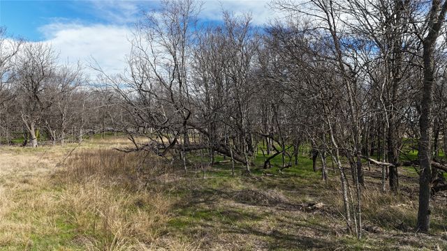 L21 Camp Fleming Court, Corsicana, TX 75110