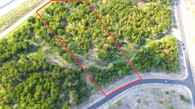 L21 Camp Fleming Court, Corsicana, TX 75110