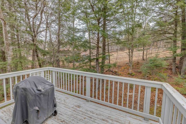 37 Pegwood Hill Road, Campton, NH 03223