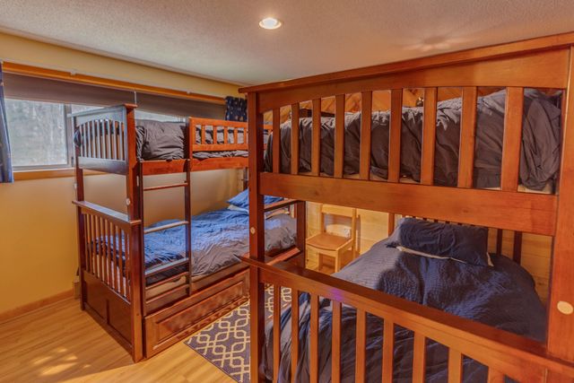 37 Pegwood Hill Road, Campton, NH 03223