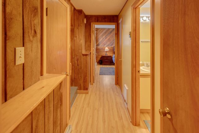 37 Pegwood Hill Road, Campton, NH 03223