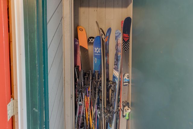 37 Pegwood Hill Road, Campton, NH 03223