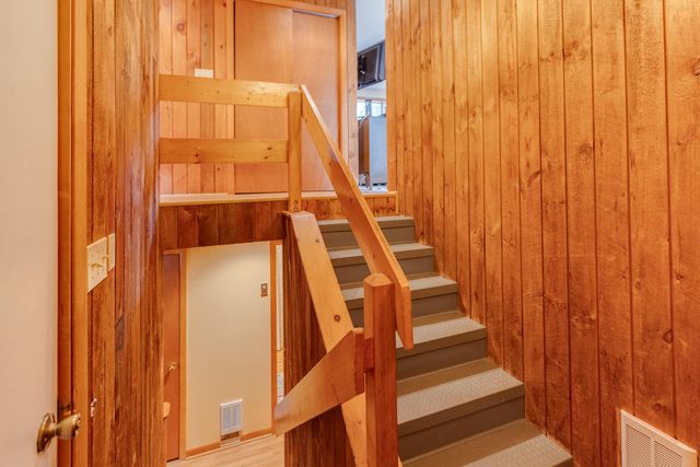 37 Pegwood Hill Road, Campton, NH 03223