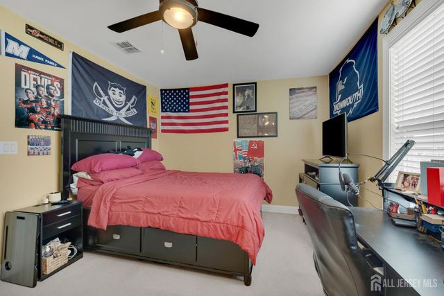 4 Citadel Circle, Monroe, NJ 08831