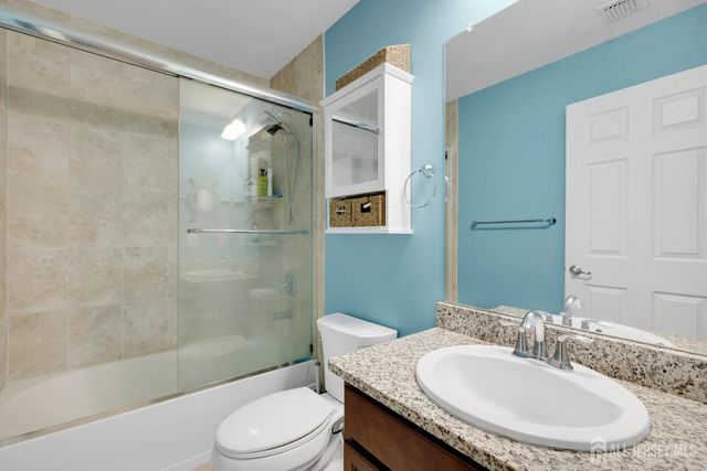 4 Citadel Circle, Monroe, NJ 08831