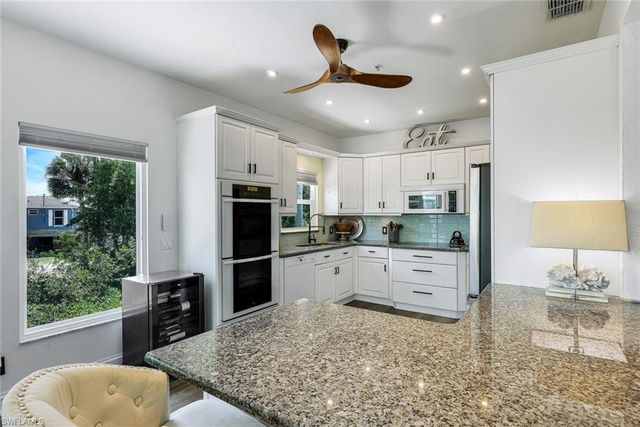 3858 Riviera CIR, Bonita Springs, FL 34134
