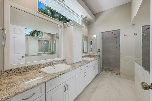 3858 Riviera CIR, Bonita Springs, FL 34134