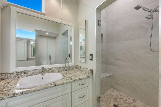 3858 Riviera CIR, Bonita Springs, FL 34134
